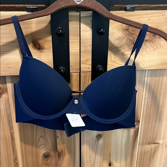 Lucky Brand Other - Lucky Brand Navy Seamless Molded Bra